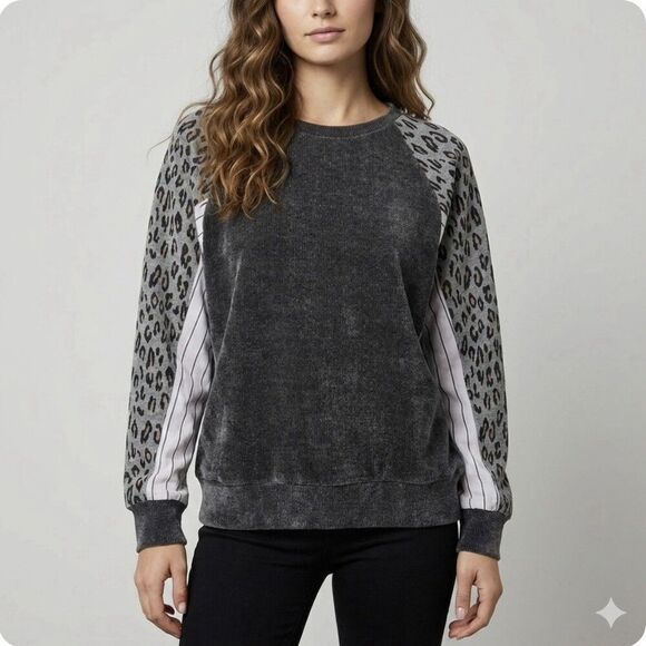 THML Sweaters - THML Sweater Womens Small Gray Black Raglan Leopard Sleeve Pullover Mixed Media